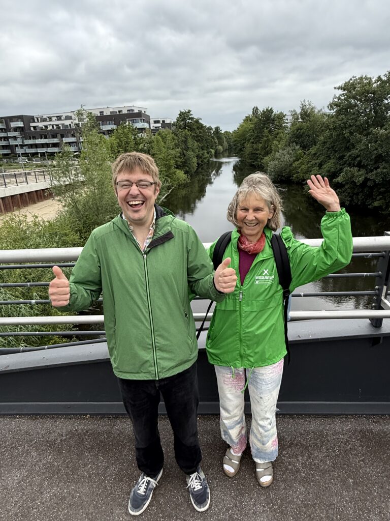 Neue Brücke am Schleusengraben eröffnet